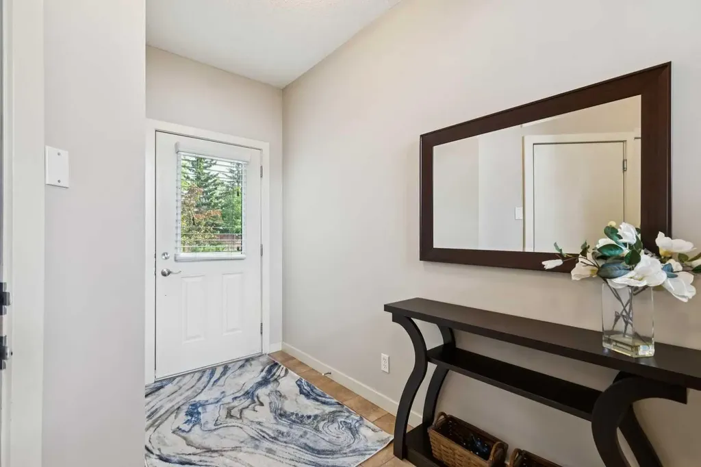 9041 Wentworth Avenue SW Calgary AB T3H 0A9