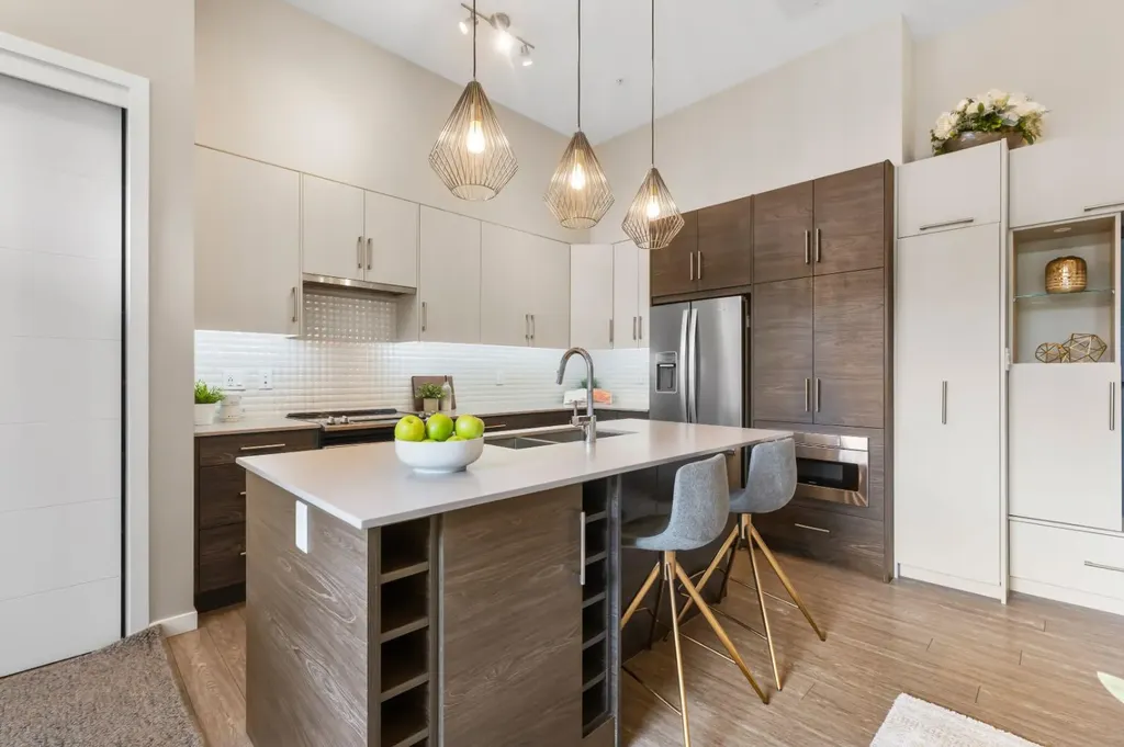 122 Mahogany Centre SE Calgary AB T2M 2Y1