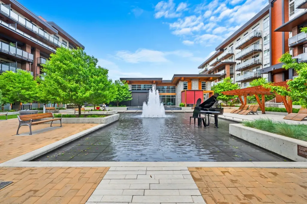 122 Mahogany Centre SE Calgary AB T2M 2Y1