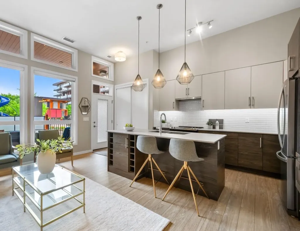 122 Mahogany Centre SE Calgary AB T2M 2Y1