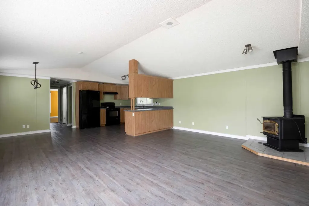 132 Greentree Crescent Fort Mcmurray AB T9H 3Y2