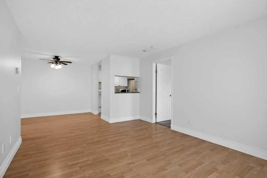 1735 11 Avenue SW Calgary AB T3C 2S9