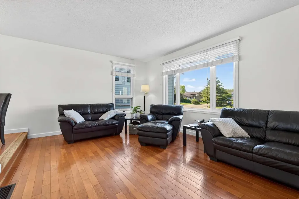 345 9 Street SE Three Hills AB T0M 2A0