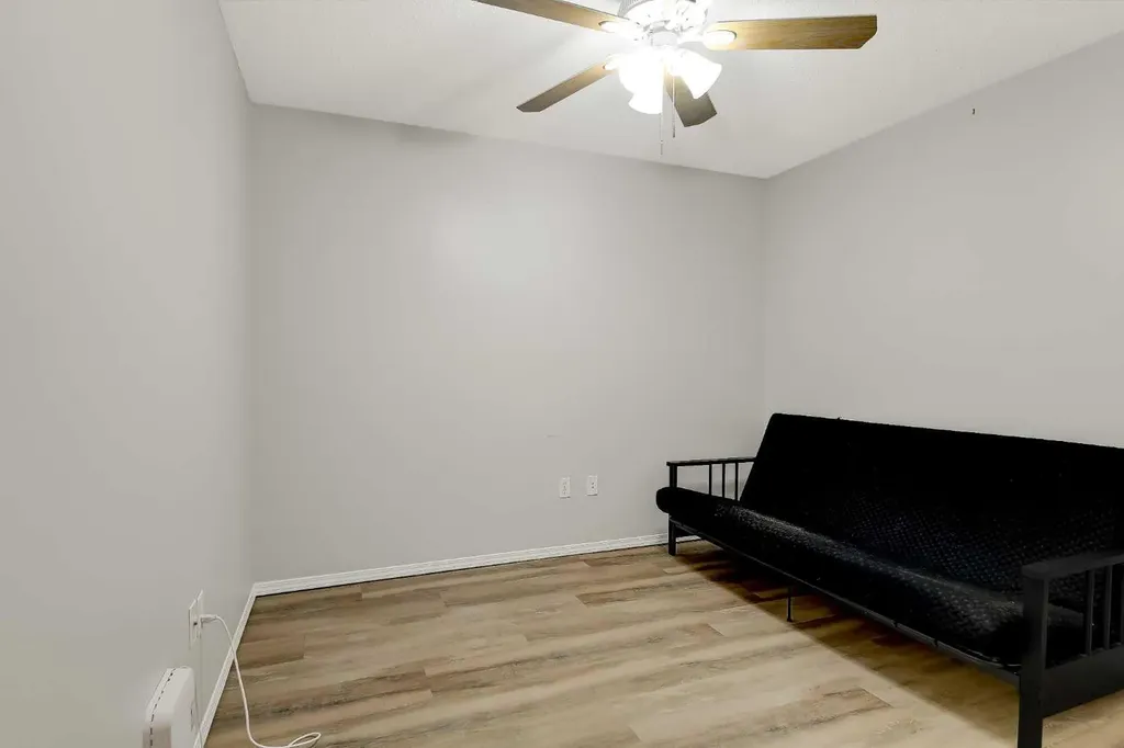 11220 104 Avenue Grande Prairie AB T8V 0P3