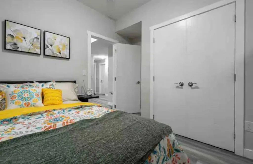 131 Sherview Grove NW Calgary AB T3R 0Y4