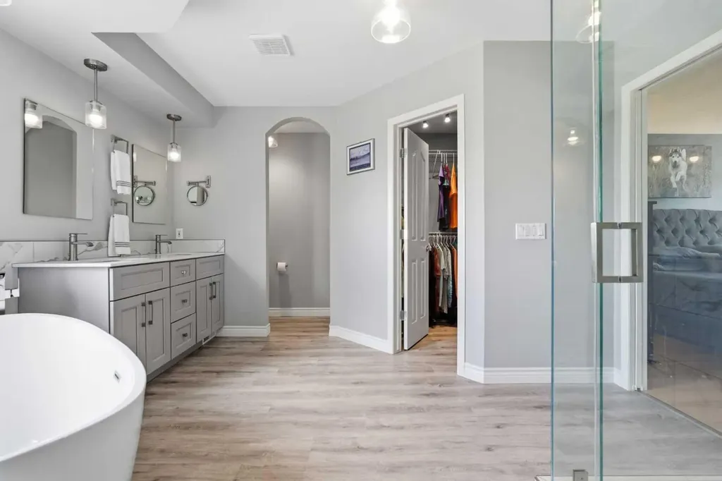 347 Mt Douglas Green SE Calgary AB T2Z 3R9