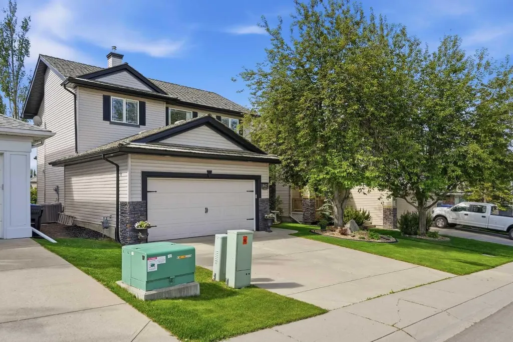 347 Mt Douglas Green SE Calgary AB T2Z 3R9