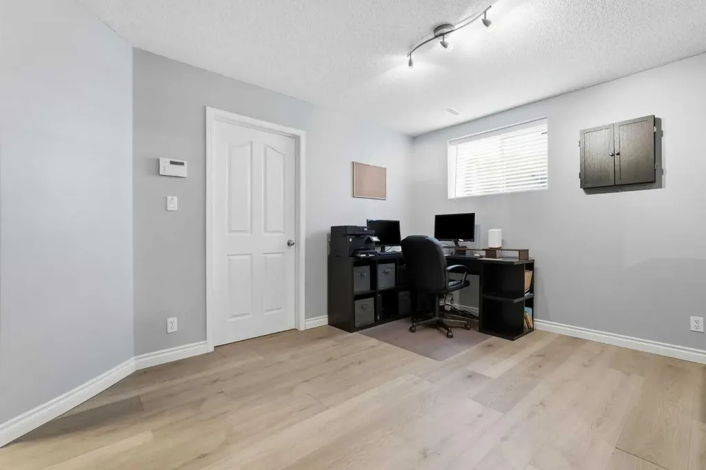 347 Mt Douglas Green SE Calgary AB T2Z 3R9