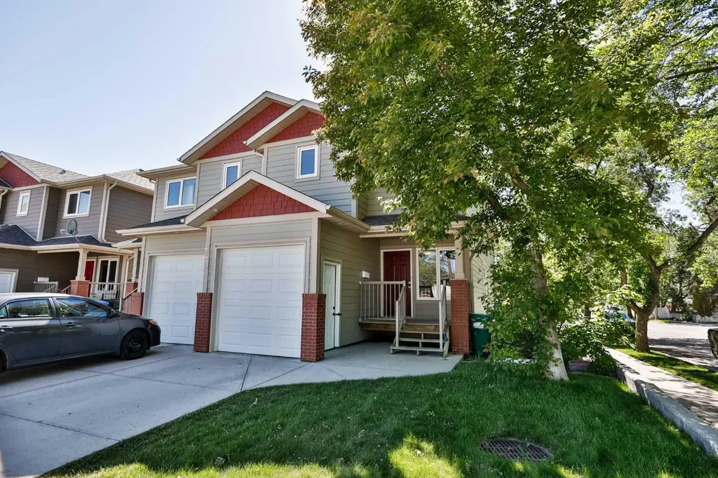 645 12 A Street N Lethbridge AB T1H 2K1