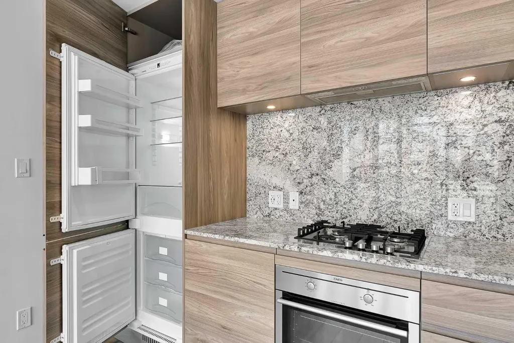310 12 Avenue SW Calgary AB T2R1B5