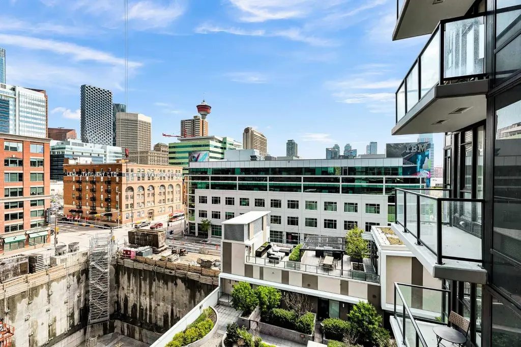 310 12 Avenue SW Calgary AB T2R1B5
