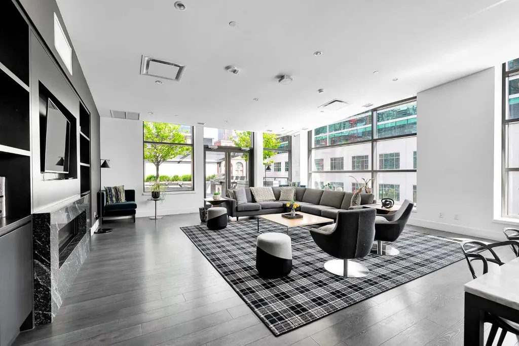 310 12 Avenue SW Calgary AB T2R1B5