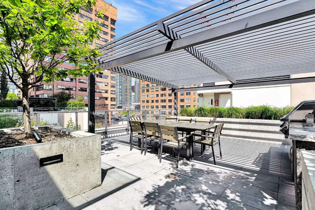 310 12 Avenue SW Calgary AB T2R1B5