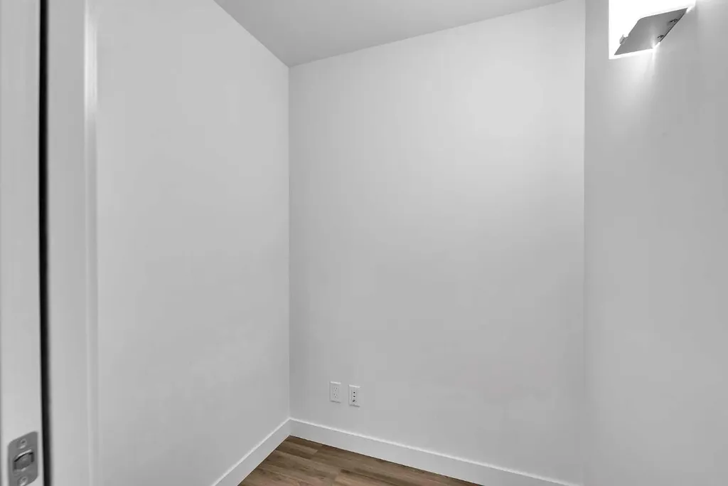 310 12 Avenue SW Calgary AB T2R1B5