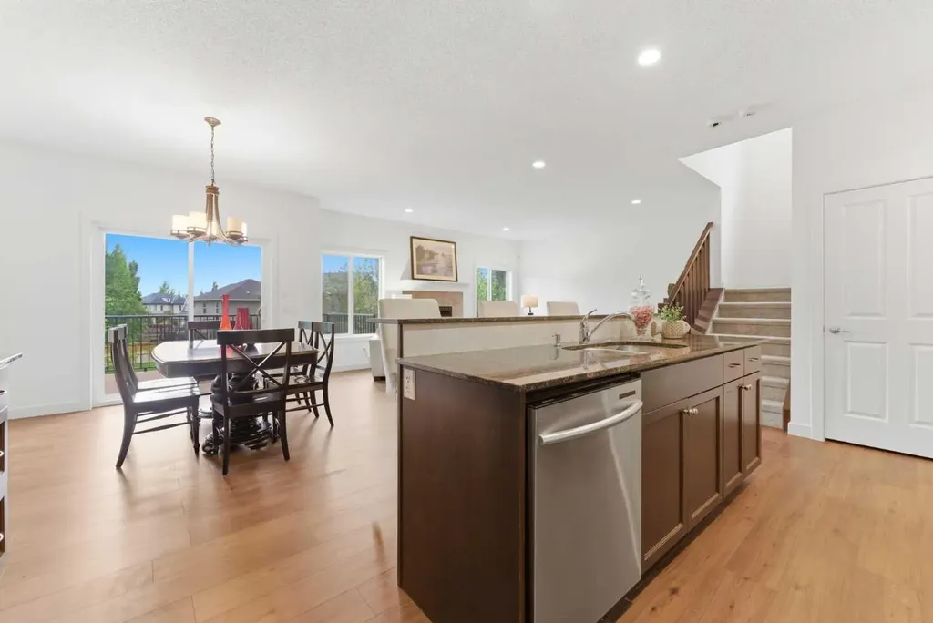 102 Cranarch Common SE Calgary AB T3M 1M1