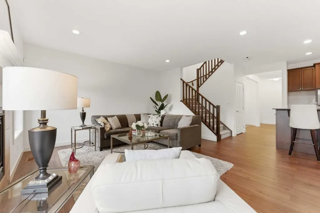 102 Cranarch Common SE Calgary AB T3M 1M1