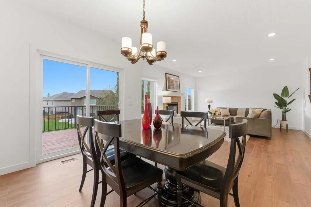 102 Cranarch Common SE Calgary AB T3M 1M1
