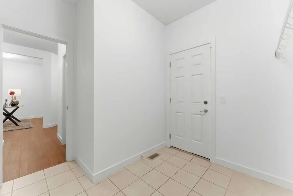 102 Cranarch Common SE Calgary AB T3M 1M1
