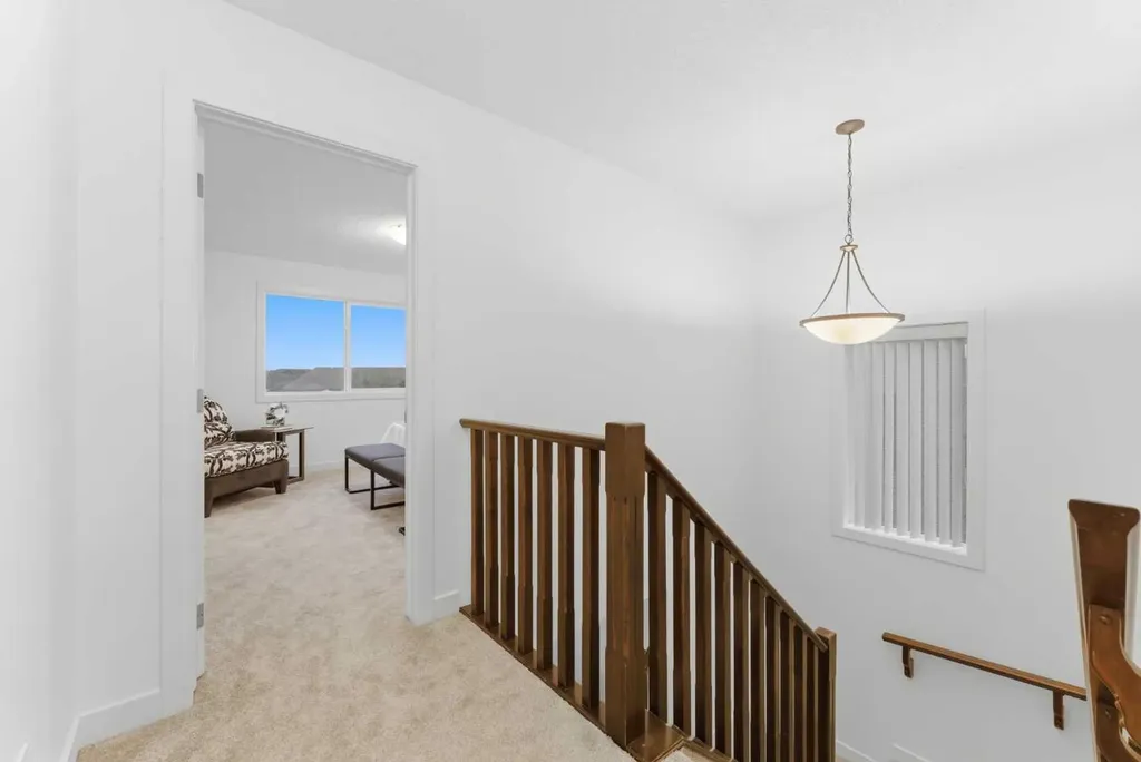 102 Cranarch Common SE Calgary AB T3M 1M1