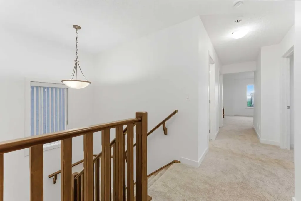 102 Cranarch Common SE Calgary AB T3M 1M1