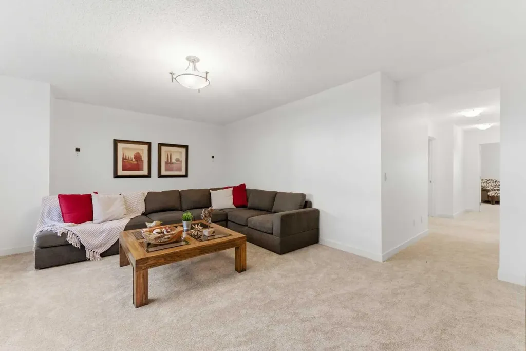 102 Cranarch Common SE Calgary AB T3M 1M1