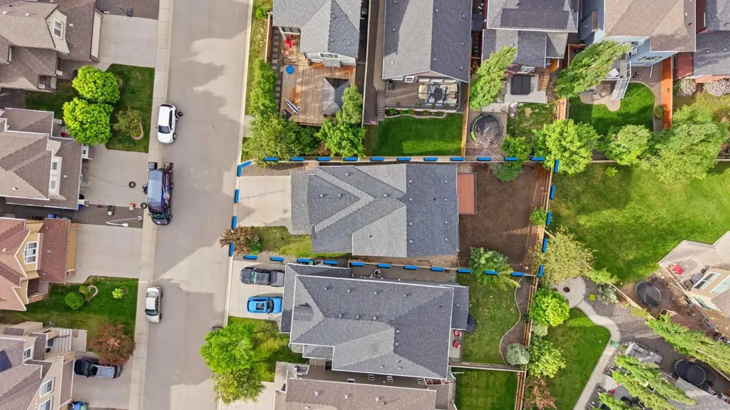 102 Cranarch Common SE Calgary AB T3M 1M1