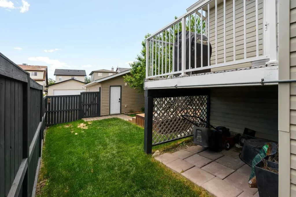2367 Sagewood Gate SW Airdrie AB T4B 3M7