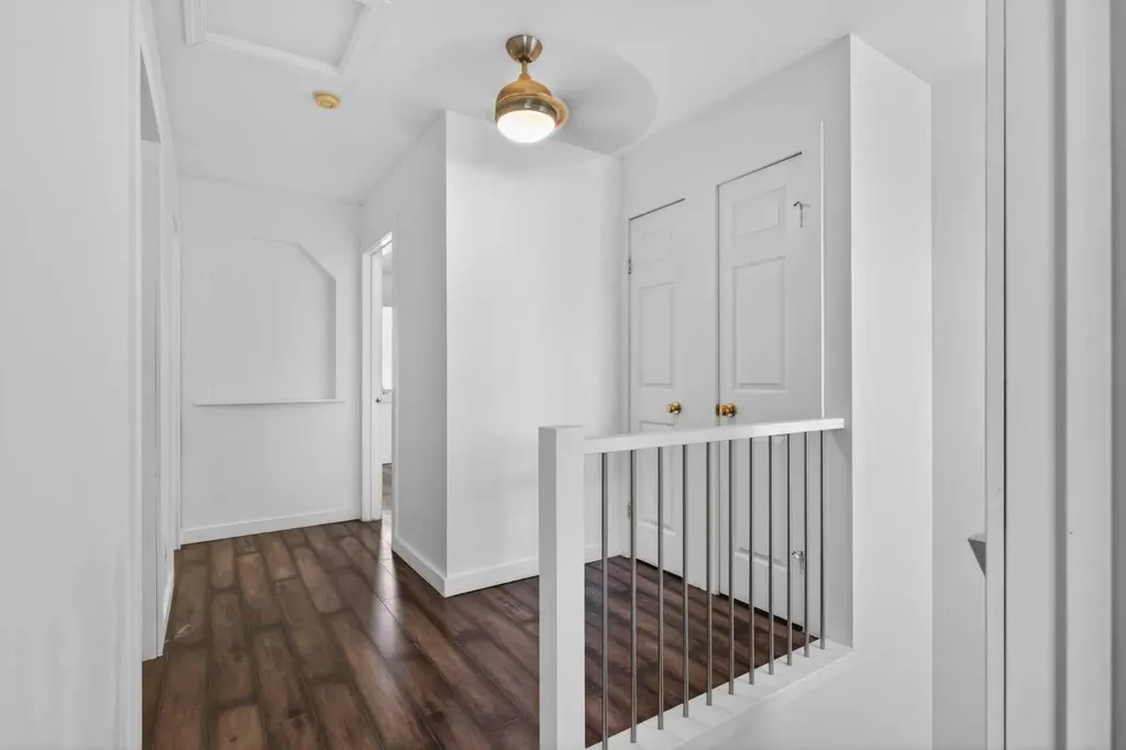 1013 Smith Avenue Crossfield AB T0M 0S0