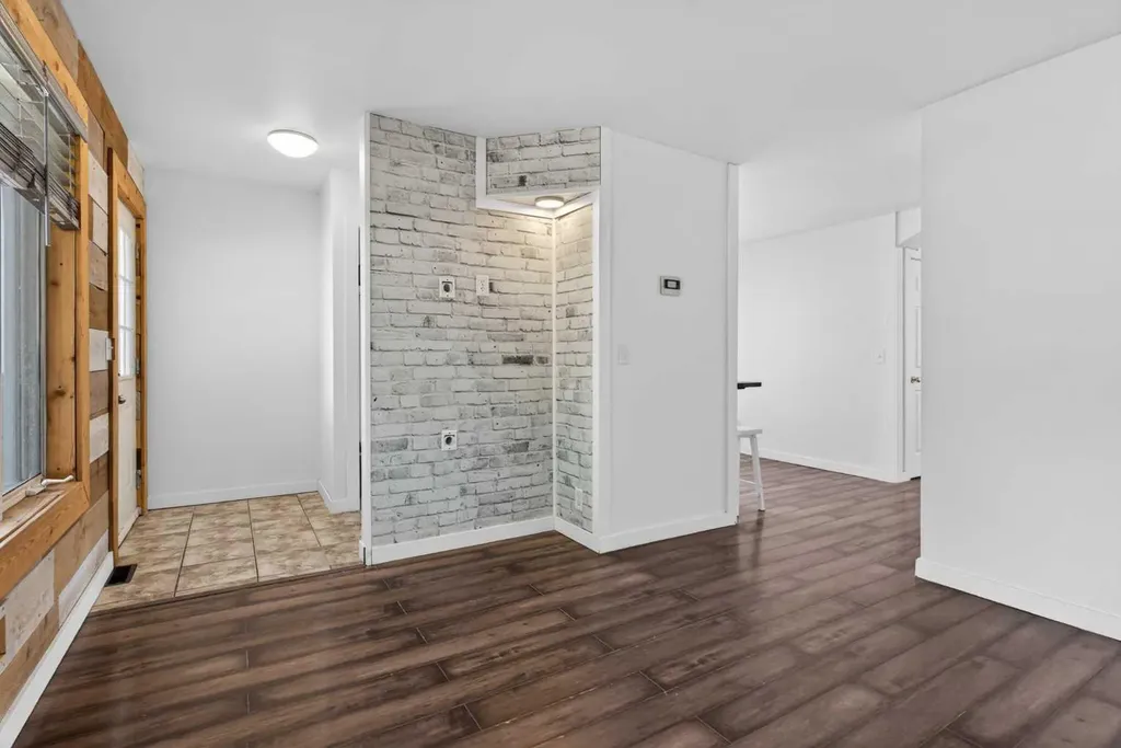 1013 Smith Avenue Crossfield AB T0M 0S0