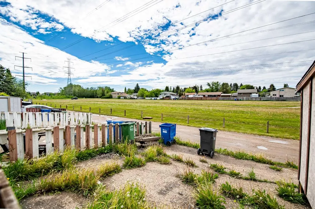 85 Baile Close Red Deer AB T4R 1R5