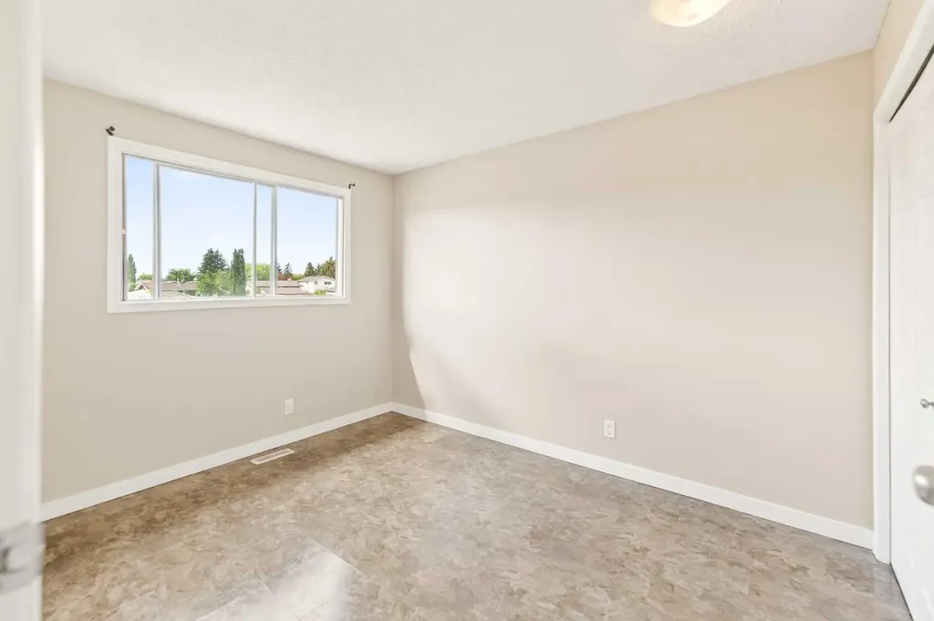 85 Baile Close Red Deer AB T4R 1R5