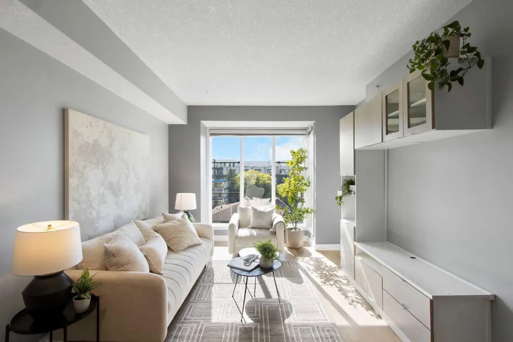 2307 14 Street SW Calgary AB T2T 3T5