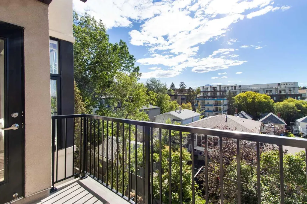 2307 14 Street SW Calgary AB T2T 3T5