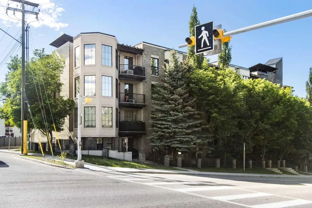 2307 14 Street SW Calgary AB T2T 3T5