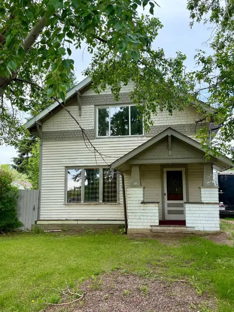 5028 48 Street Mannville AB T0B 2W0