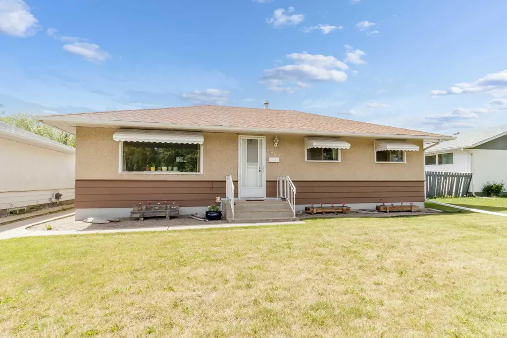 3206 44a Avenue Red Deer AB T4N 3J7