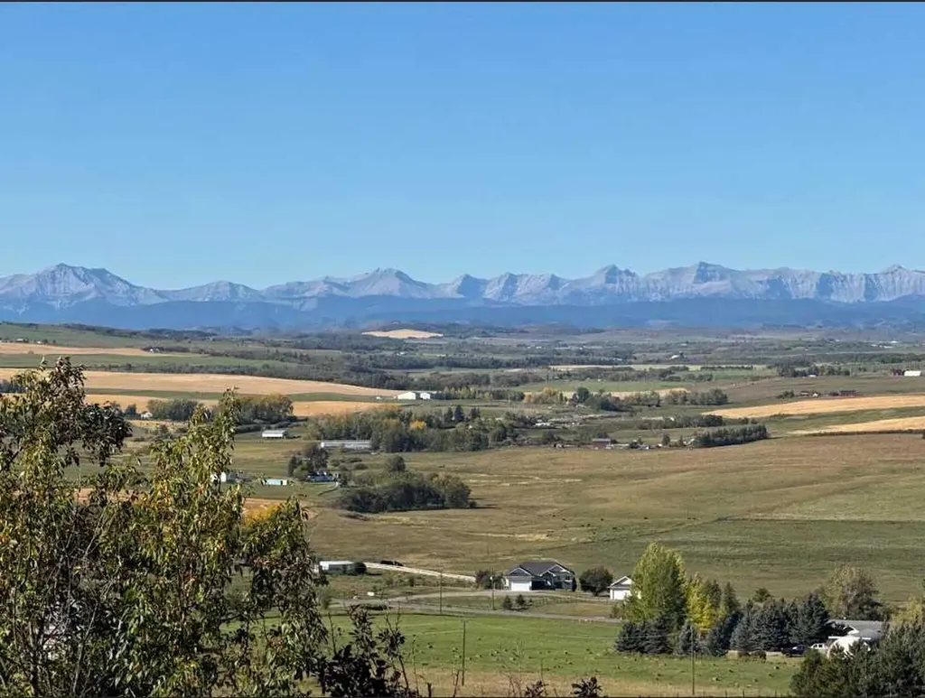 418066 48 Street W Rural Foothills County AB T1S 1A1