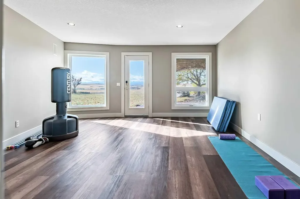 418066 48 Street W Rural Foothills County AB T1S 1A1
