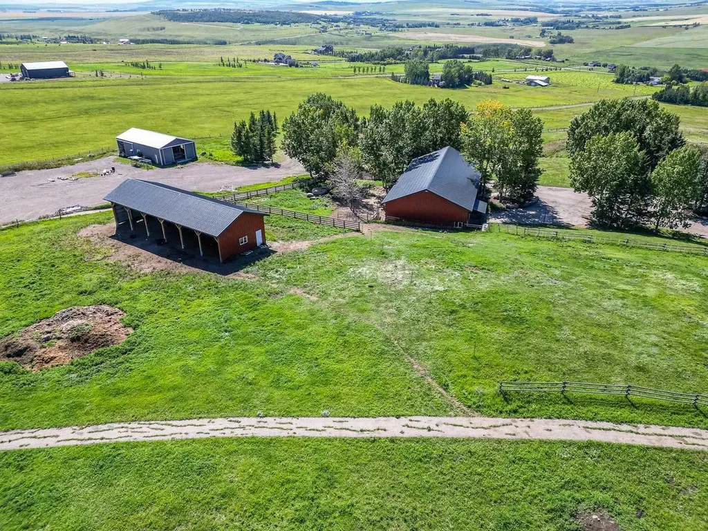 418066 48 Street W Rural Foothills County AB T1S 1A1