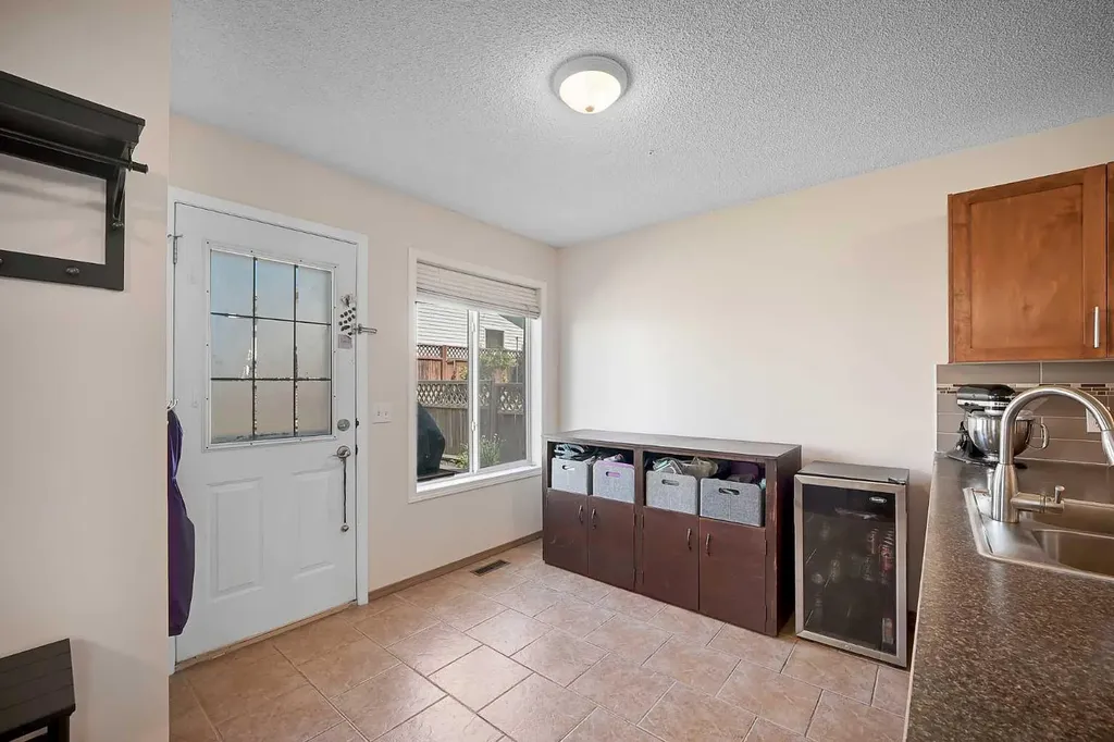 19 Coventry Link NE Calgary AB T3K 5H6
