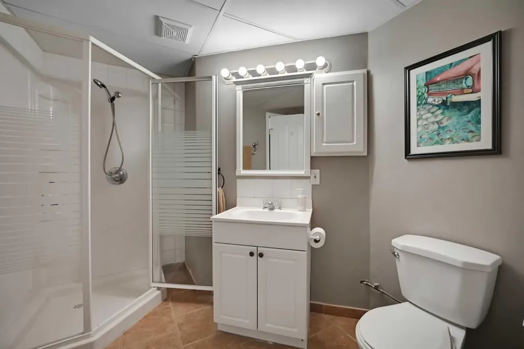 19 Coventry Link NE Calgary AB T3K 5H6