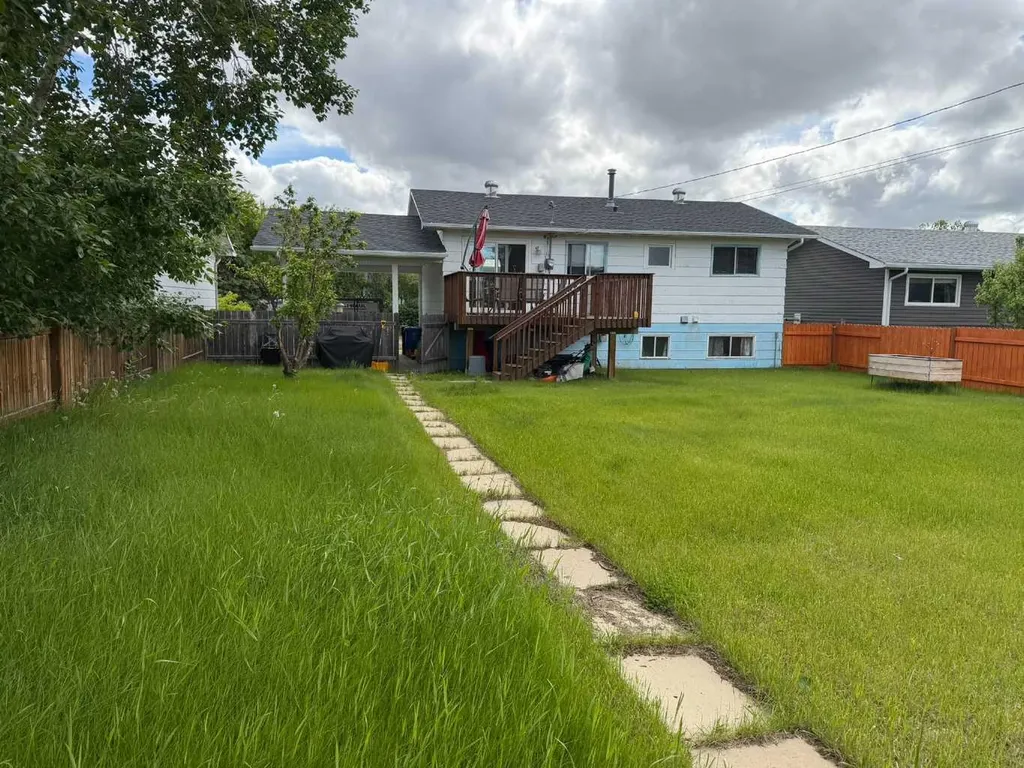 4819 45 Street Grimshaw AB T0H 1W0