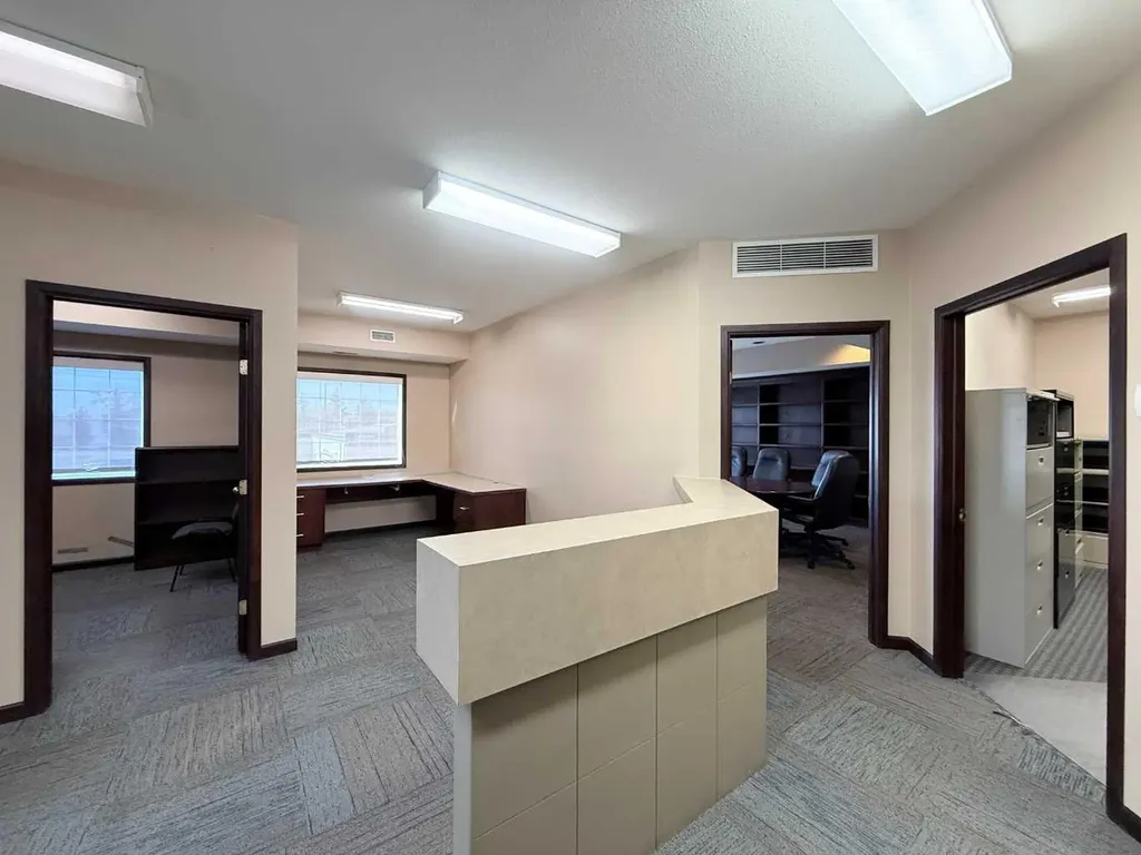 9824 97 Avenue Grande Prairie AB T8V 7K2