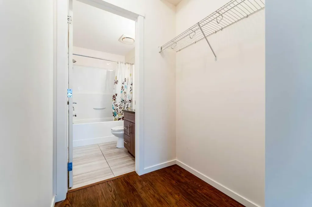 215 Legacy Boulevard SE Calgary AB T2X 0Y6