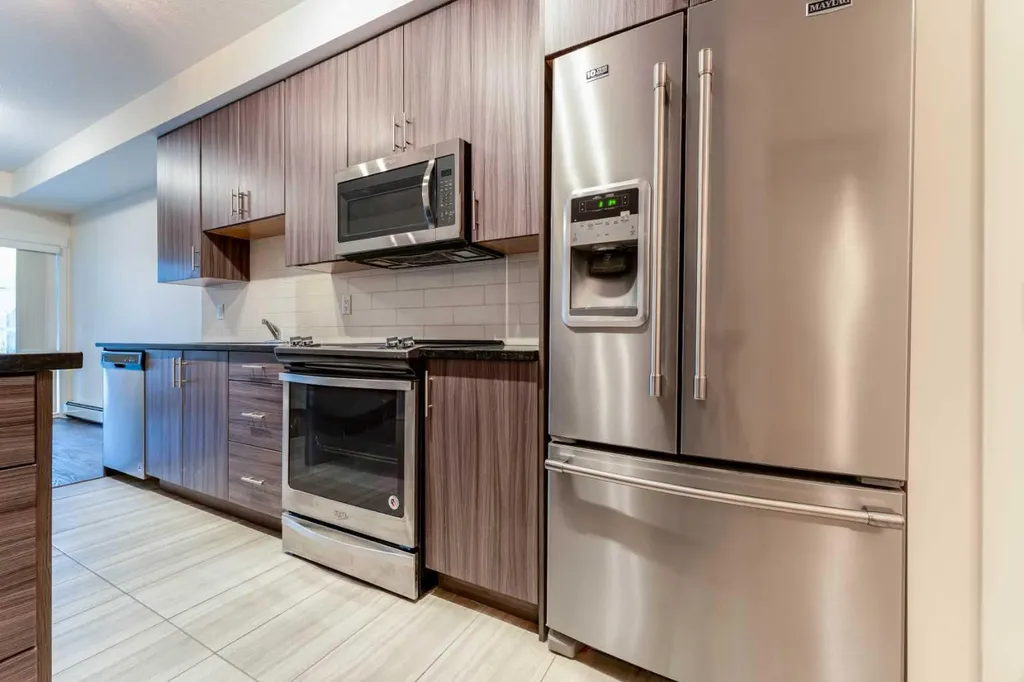 215 Legacy Boulevard SE Calgary AB T2X 0Y6