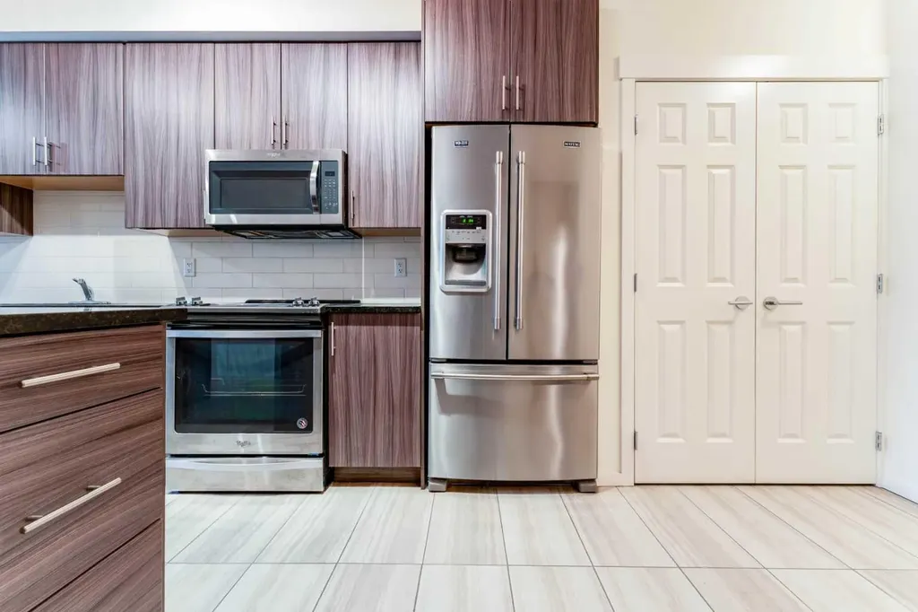 215 Legacy Boulevard SE Calgary AB T2X 0Y6