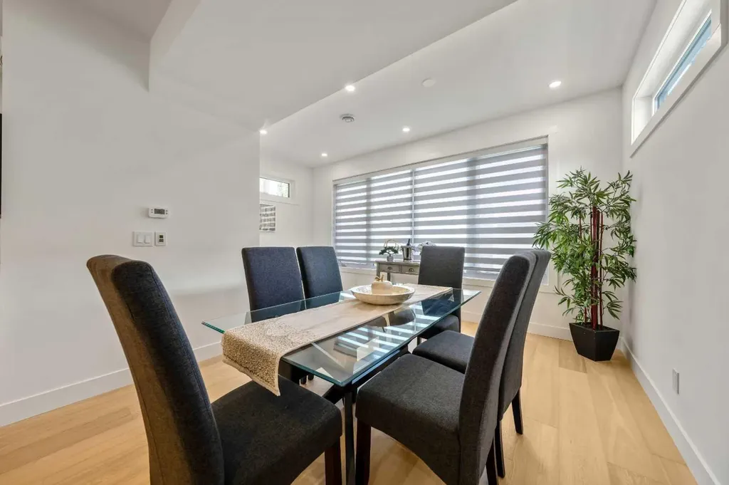 2518 16b Street SW Calgary AB T2T 4L9