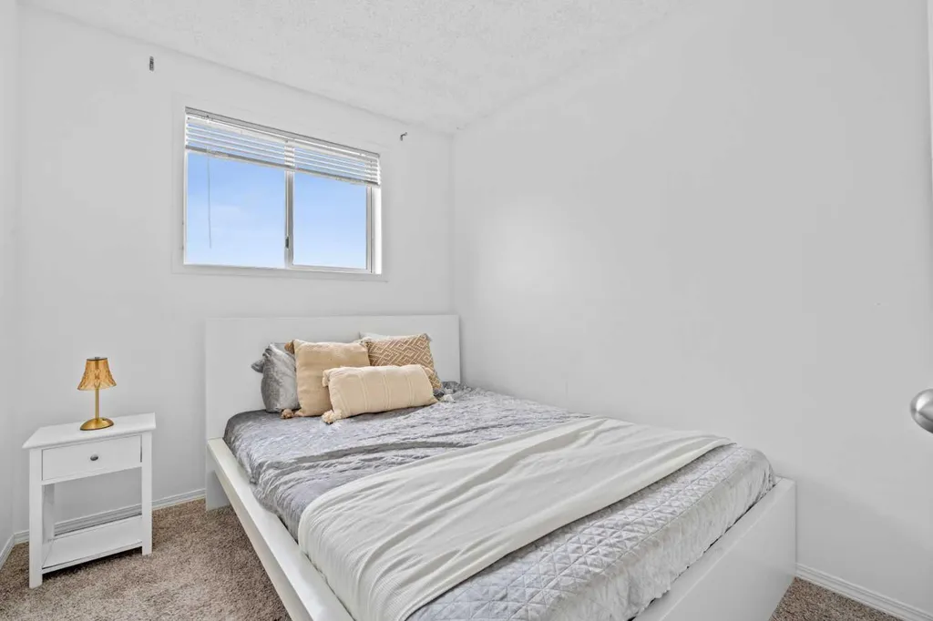 146 Erin Road SE Calgary AB T2B 3H4