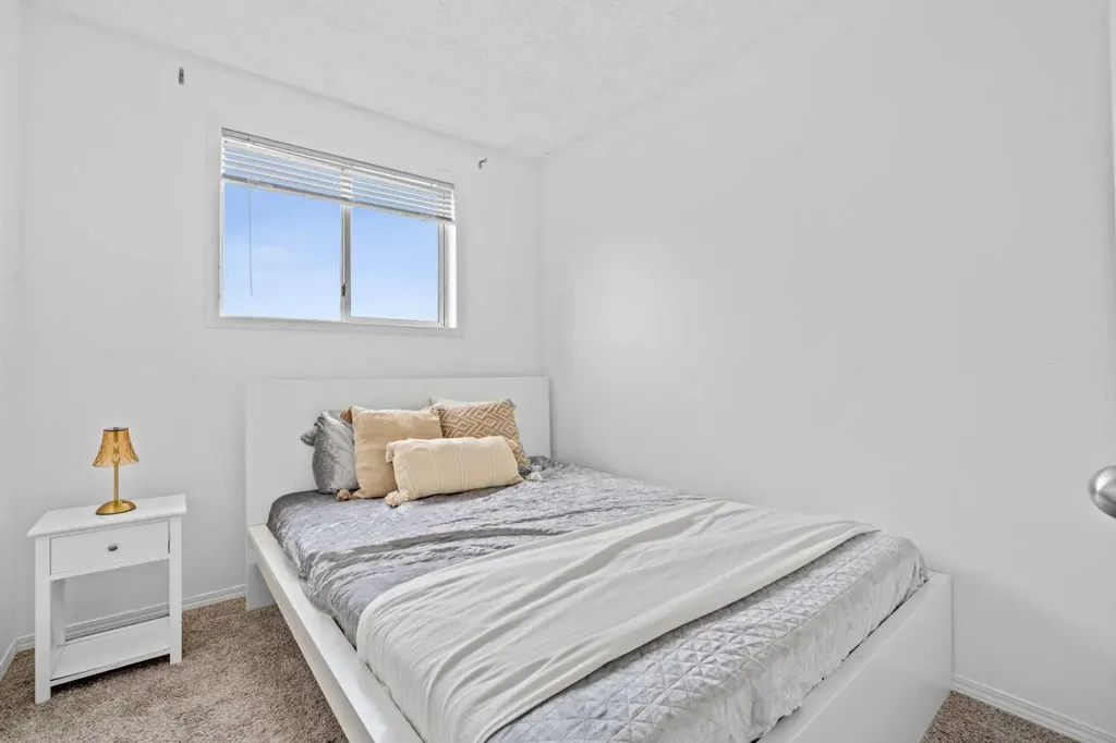 146 Erin Road SE Calgary AB T2B 3H4