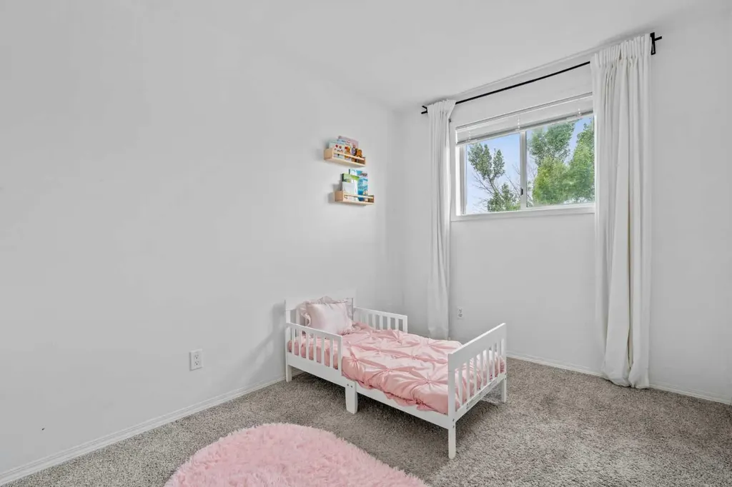146 Erin Road SE Calgary AB T2B 3H4